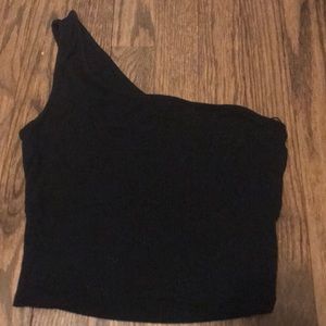 one shoulder crop top